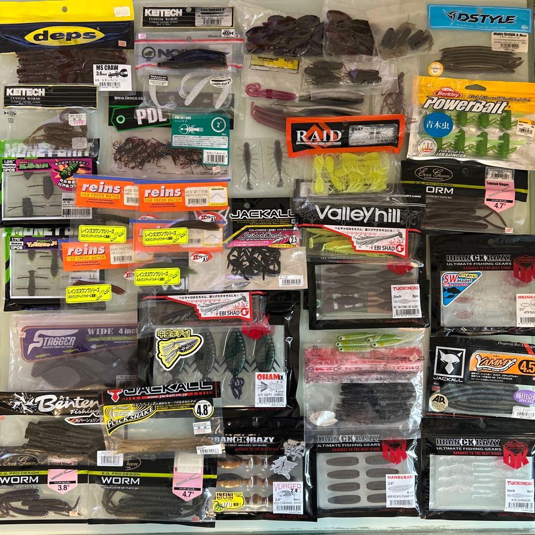 ワーム　ルアー　フック　シンカー　18カルディア リール　バス釣り引退セット