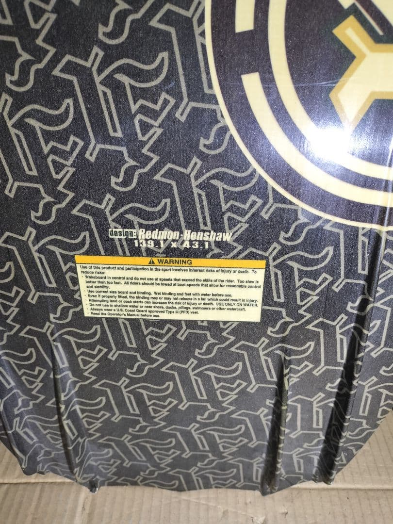 Z*女様 ◆直接引き取り可能◆ ウェイクボード　リキッドフォース　Liquid