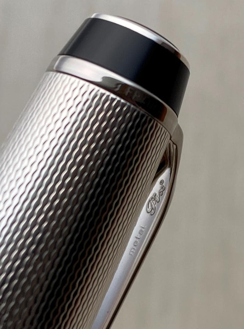 未使用に近い フランス製 モンブラン ボエム ソリテールシルバー ローラーボール