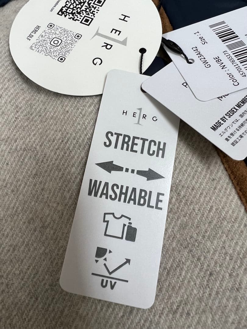 新品タグ付き HERG1 エルグワン スカート ネイビー/Mサイズ 秋冬 中綿