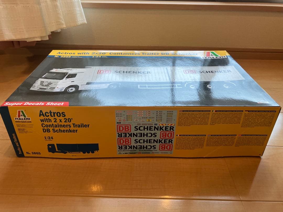 イタレリ　1/24 トレーラー　アクトロス