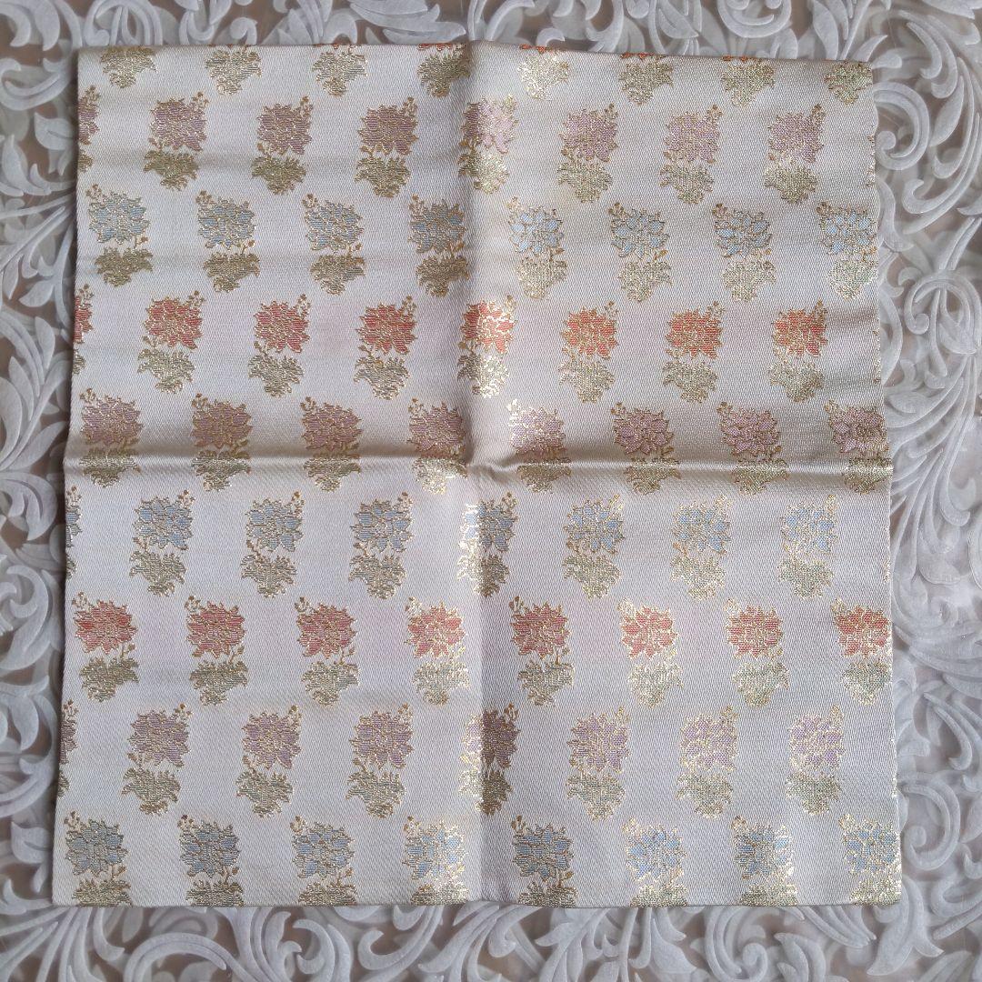 出し帛紗　【ほいよ！】　袋師︰土田友湖　草花文金襴　表千家　【匿名配送】