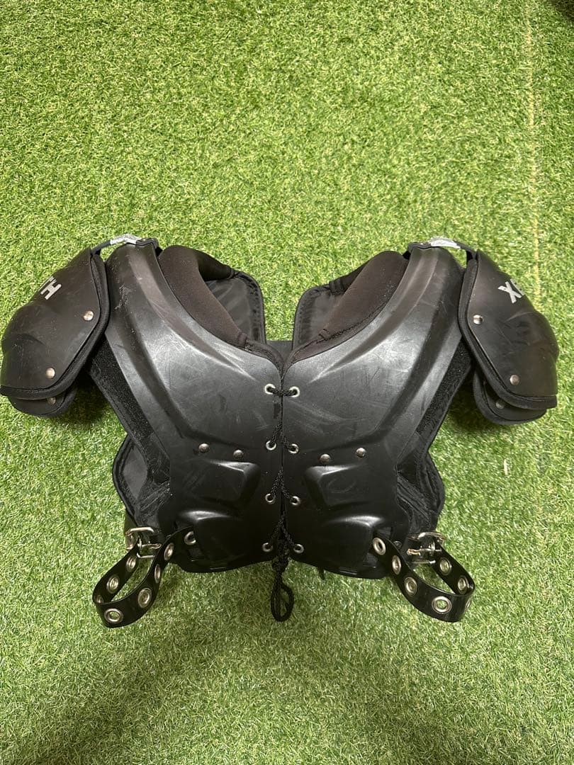 アメフト　ショルダーパッド　XENITH