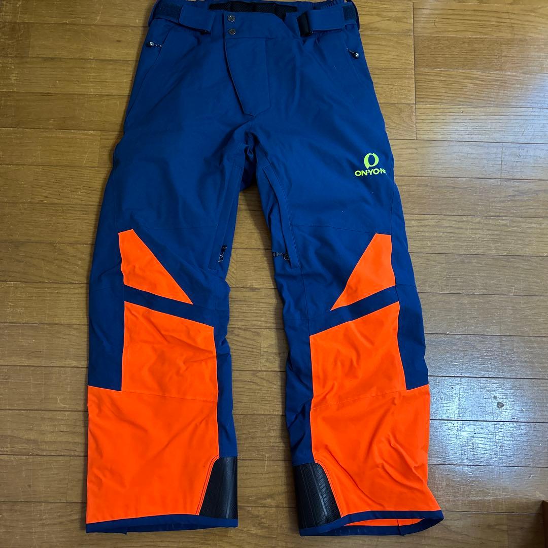 ONYONE スキーウェア24-25(2025) 上下Mサイズ