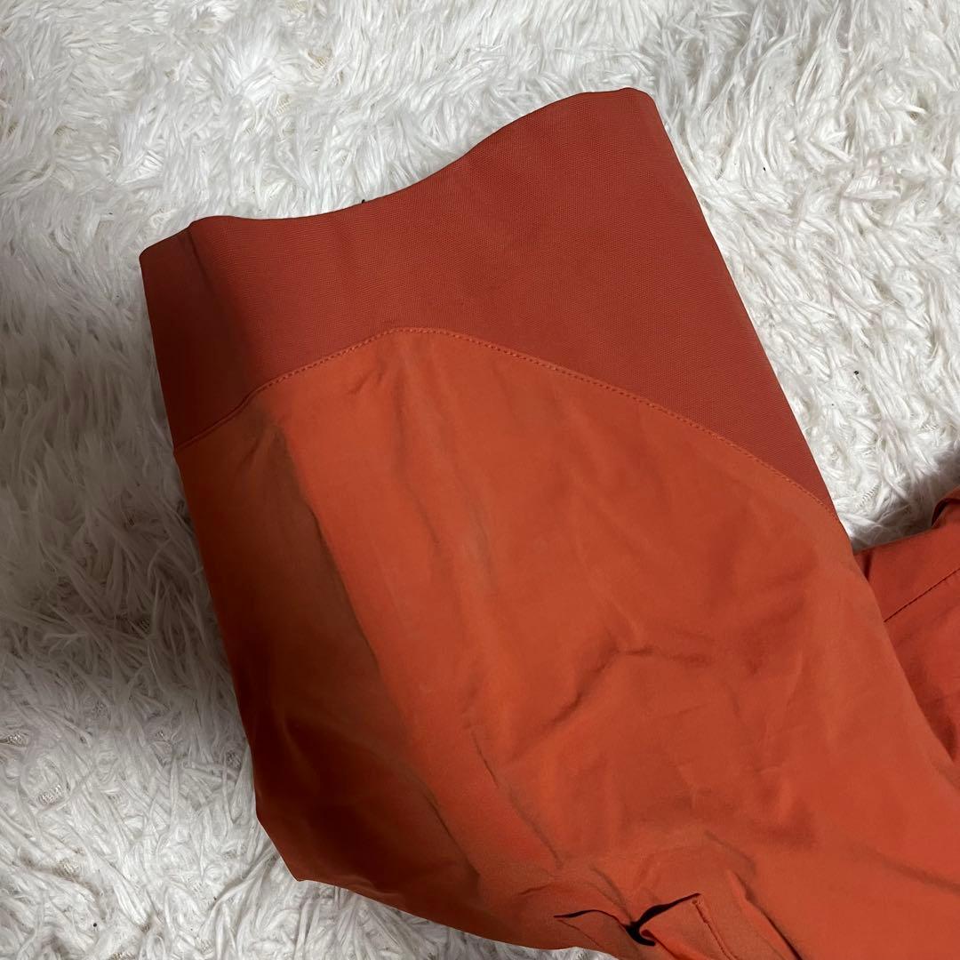 人気 BURTON AK バートン gre kimmyビブパンツ レディース