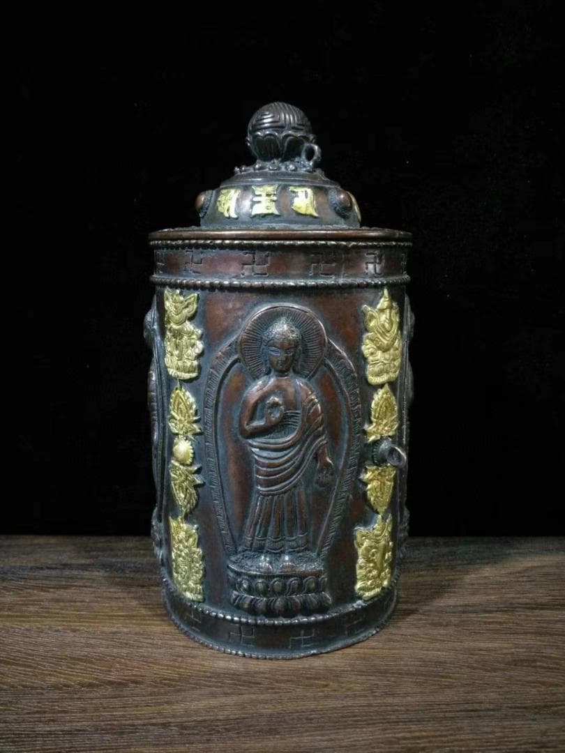 中国古美術・チベット铜鎏金八吉祥《四面佛金剛罐》・細密彫 ・六字大明呪彫刻・置物