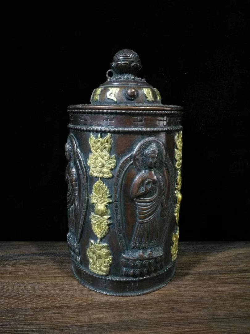 中国古美術・チベット铜鎏金八吉祥《四面佛金剛罐》・細密彫 ・六字大明呪彫刻・置物