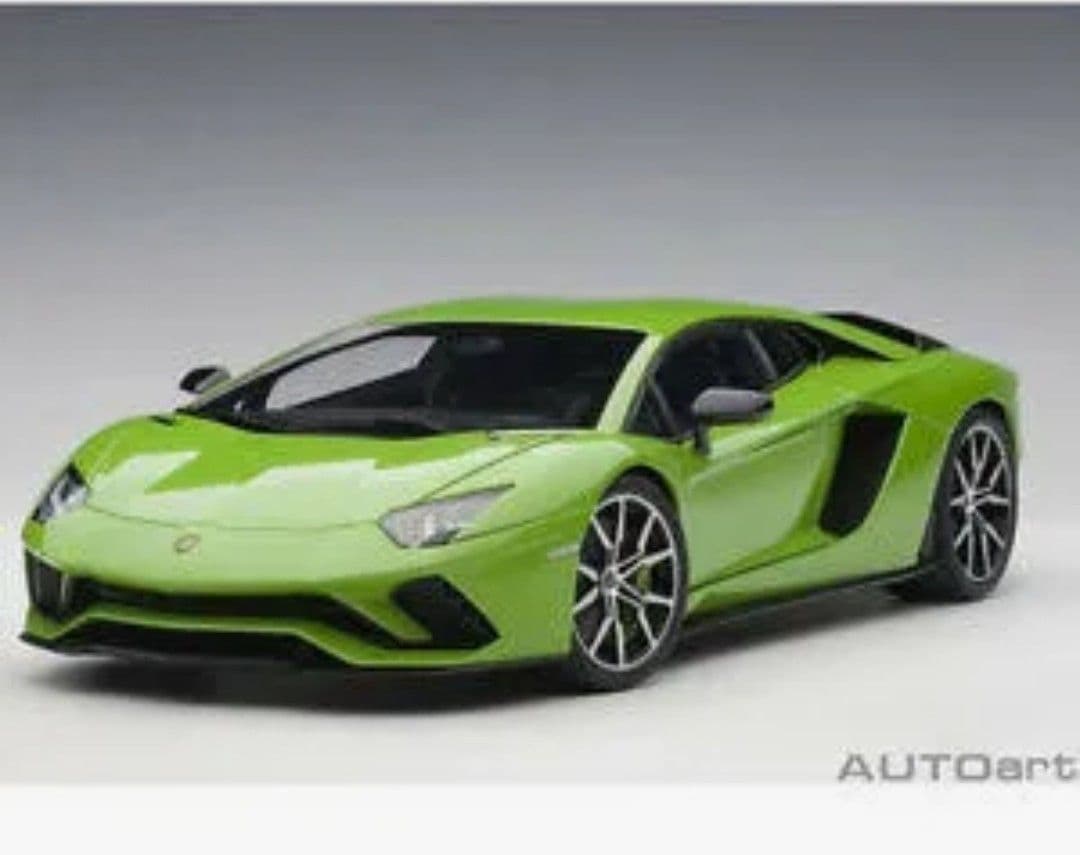 1/18 ミニカー オートアート ランボルギーニ　アヴェンタドール S