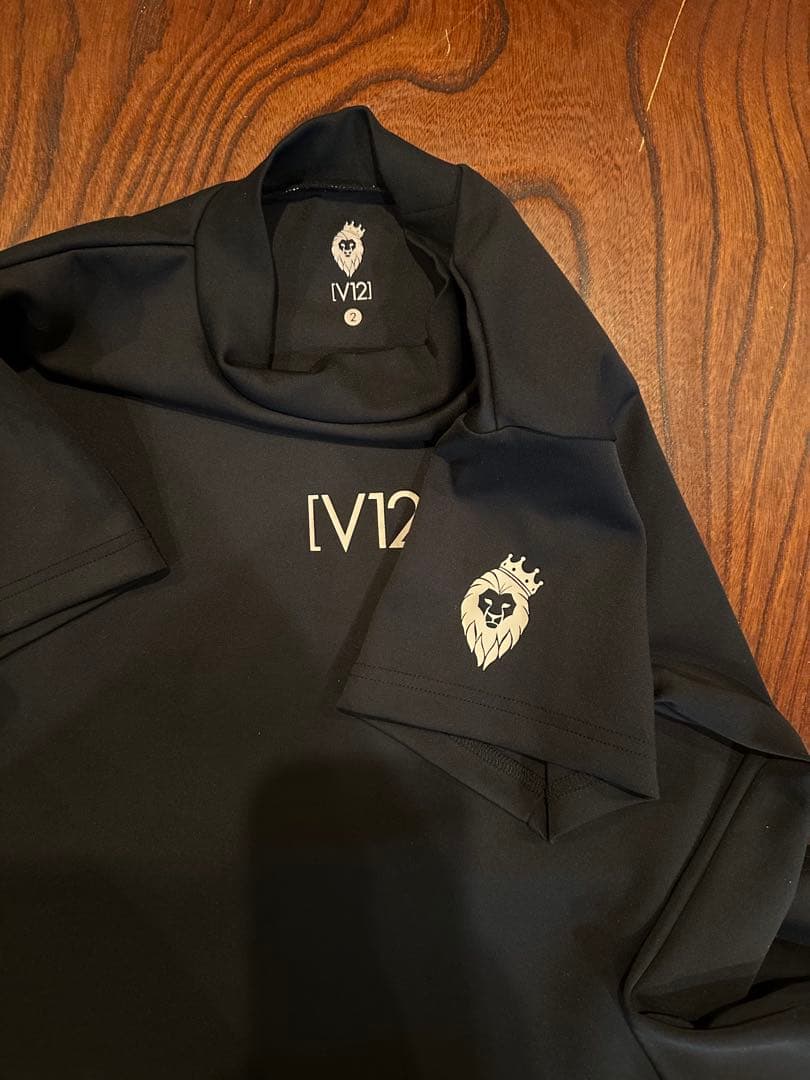 V12 レディース モックネック 半袖シャツ ブラック 美品