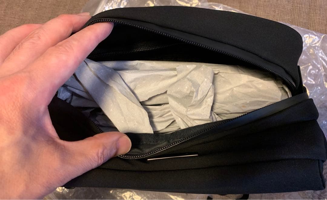 デサント　黒ゴルフポーチ【新品】