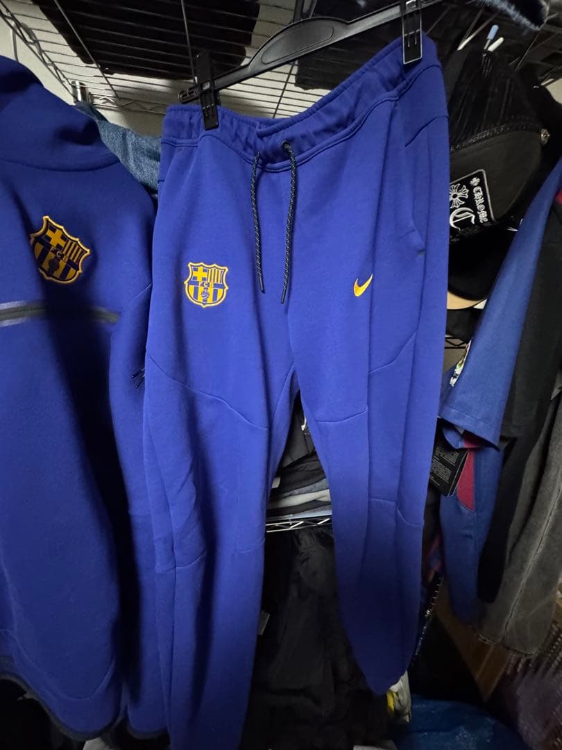 H*O様 FCバルセロナ ナイキ テックフリース 上下セット 海外限定