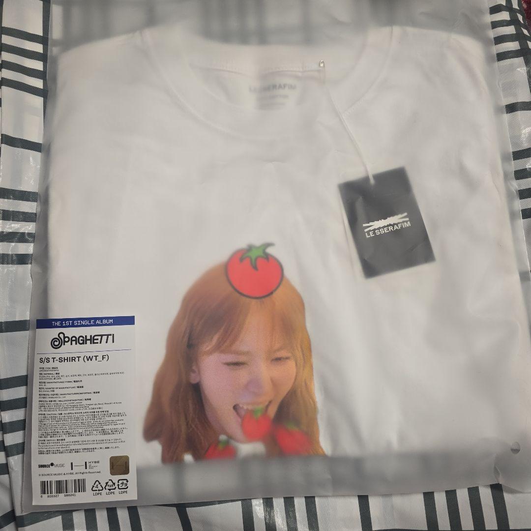 【ルセラフィム】スパゲッティ Tシャツ 宮脇咲良 サクラ