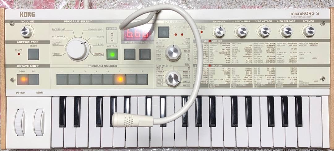 KORG microKORG Sホワイト アナログシンセサイザー