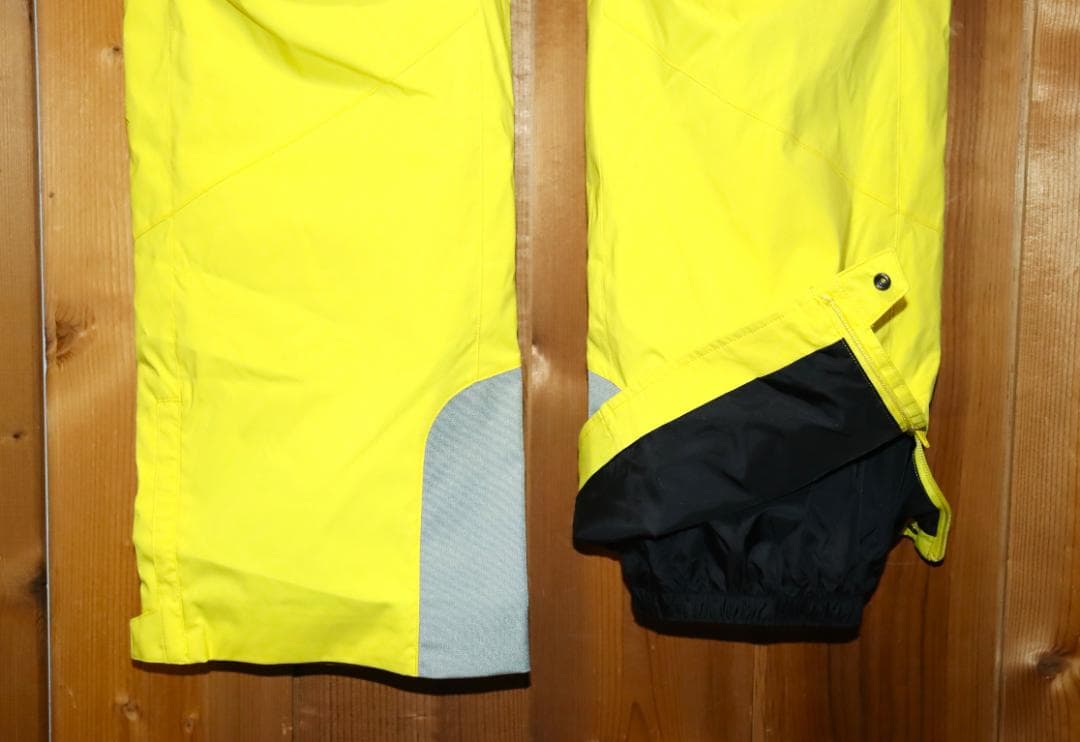 新品 ゴールドウイン ソリッドカラー 中綿 ワイドパンツ (XLサイズ) Ⓗ