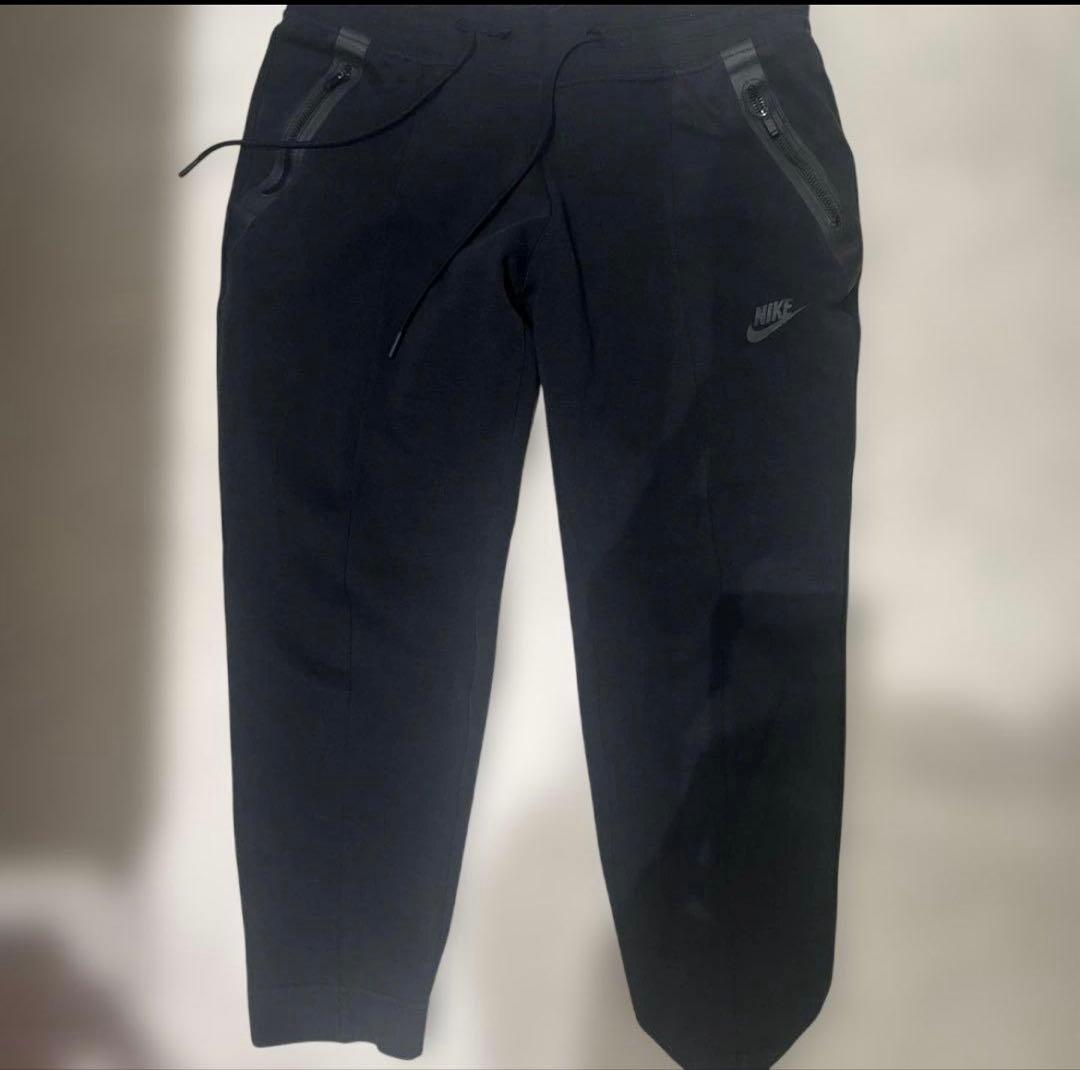 ナイキテックフリースキッズLサイズショップ完売品