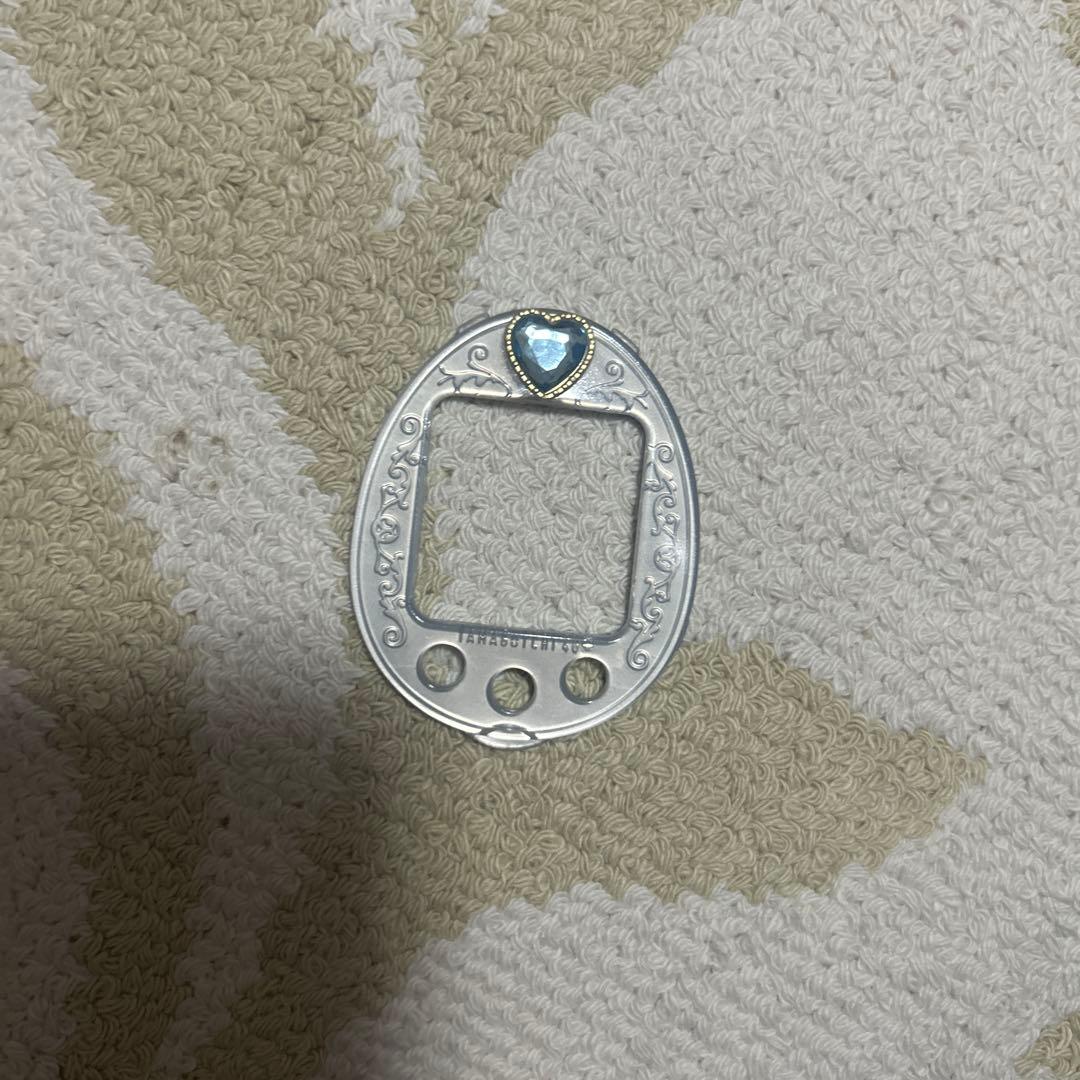 Tamagotchi 4U+ Anniversary ver. ストラップ付き