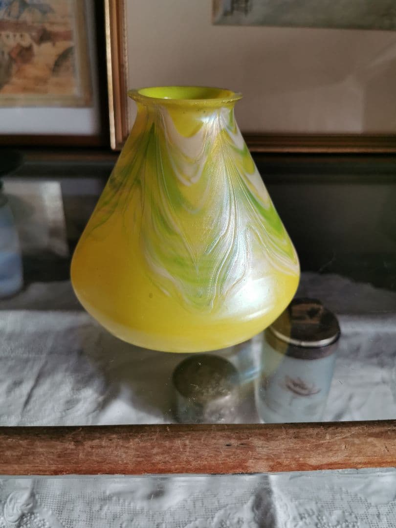 ランプシェイドのみ：アンティーク 玉虫黄色&翠&乳白&桜 ファブリル系虹彩ガラス