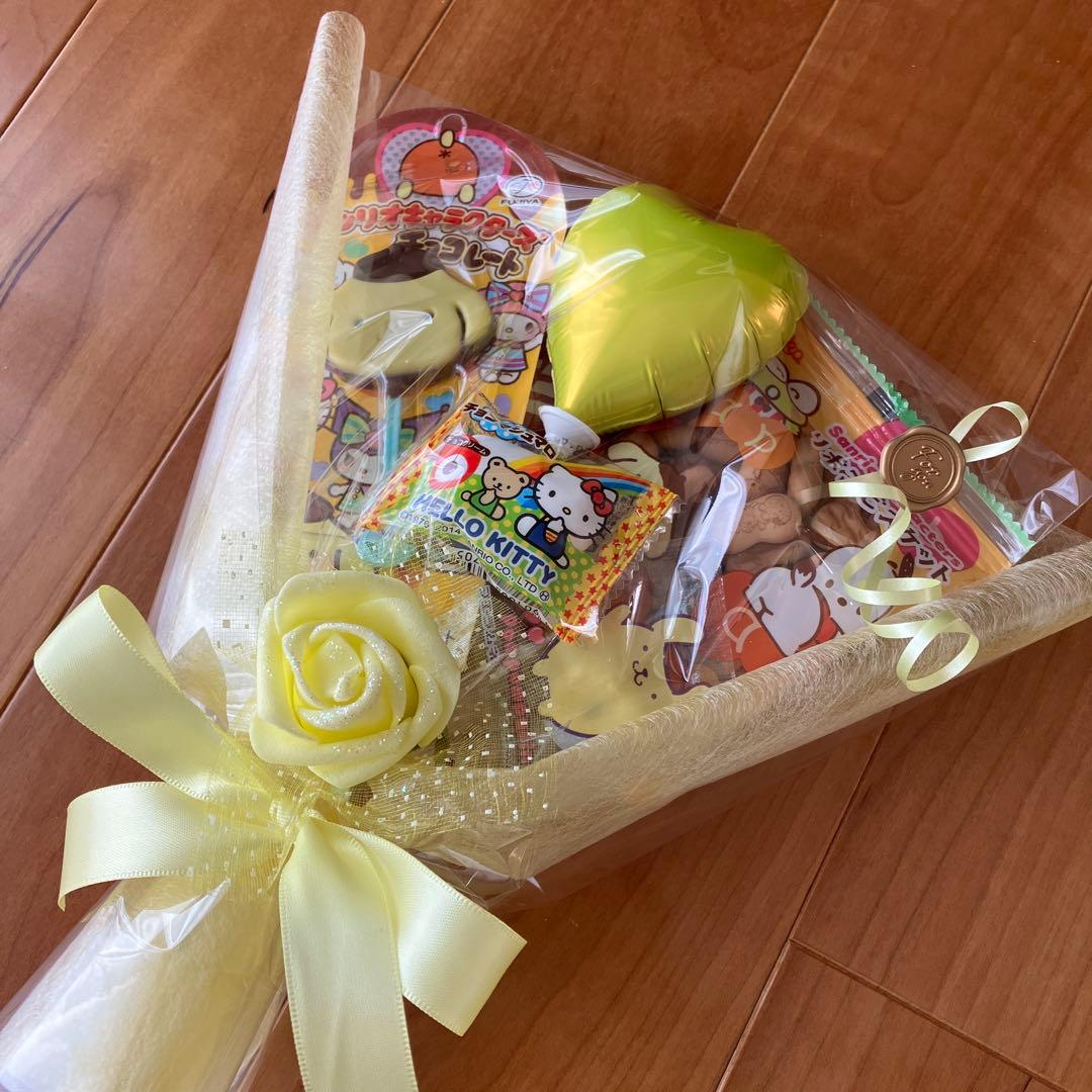りえ様オーダー品　10束　バルーンブーケ　サンリオ　卒園　卒業