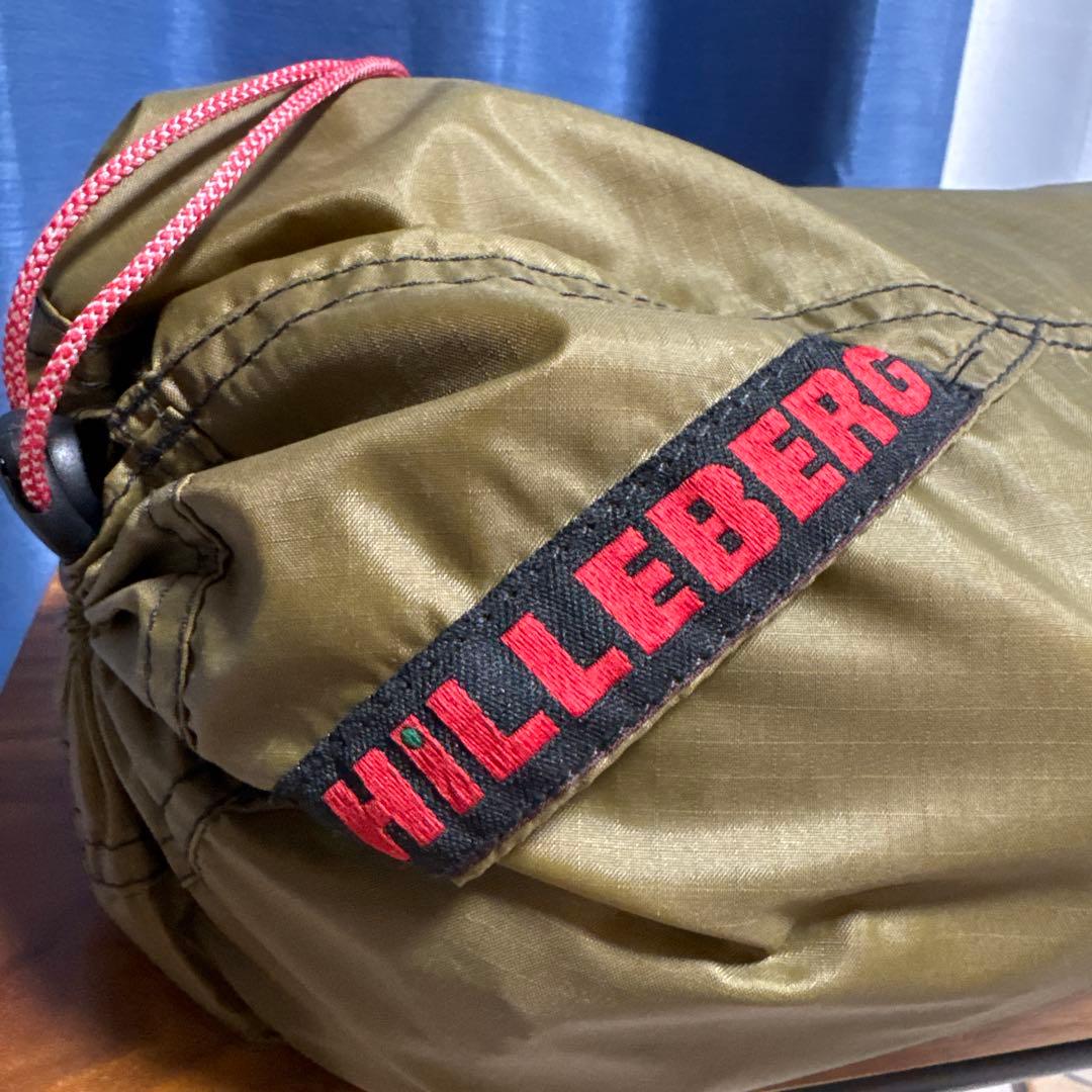 ヒルバーグ アクト サンドカラー フットプリント付き