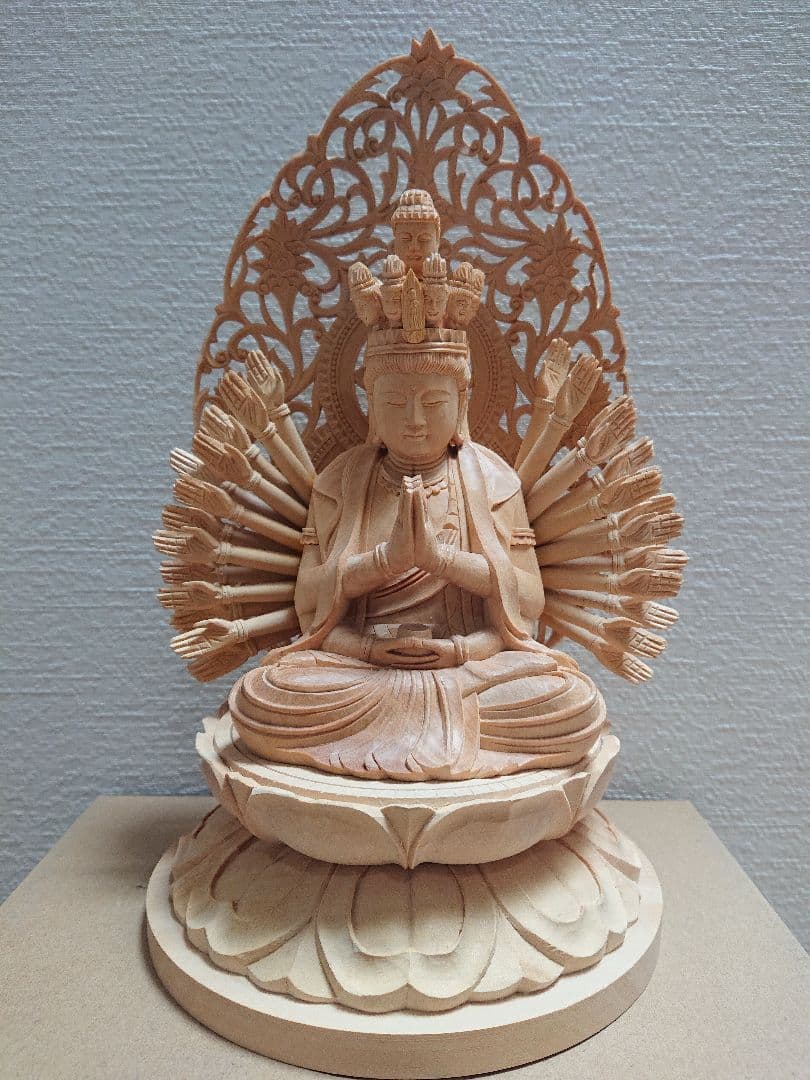 総柘植材 千手観音仏像