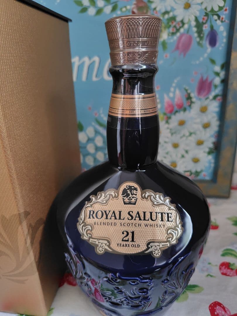 1000ml シーバスリーガル　ローヤルサルート ２１年 シグネチャー　ブレンド