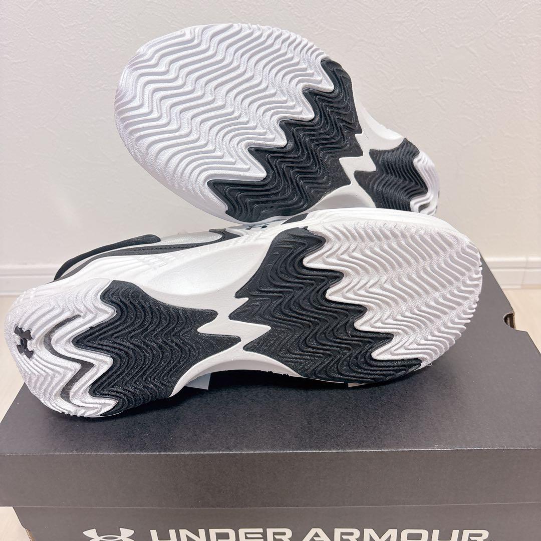 【新品未使用】UNDER ARMOUR SPAWN 7 27.5cm バッシュ