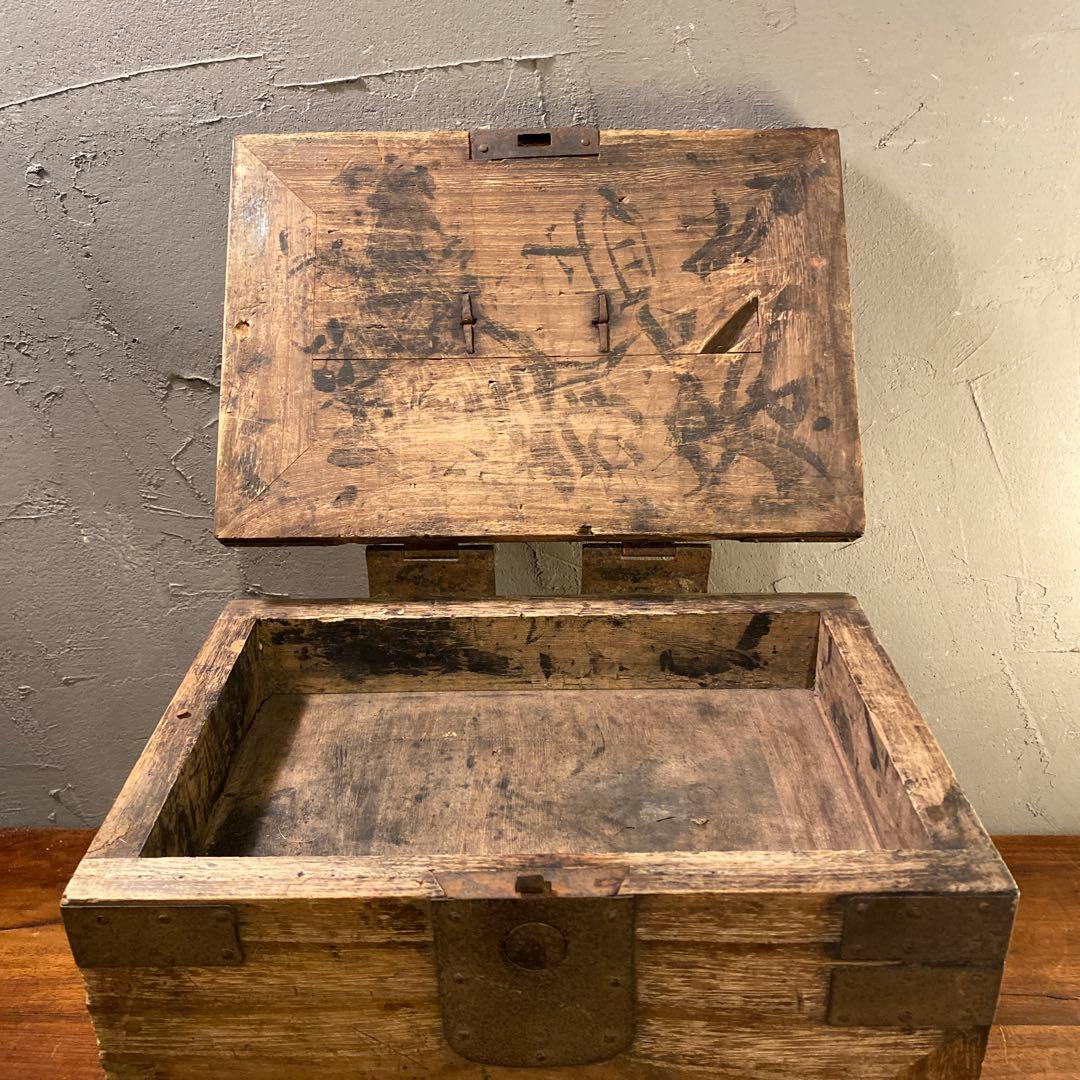 明治 時代物 硯箱 古道具 蔵出し 杉材 時代箪笥 骨董品 小引出し 和家具