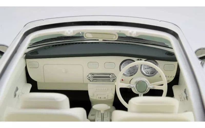 1/18 　ホビージャパン　日産　フィガロ