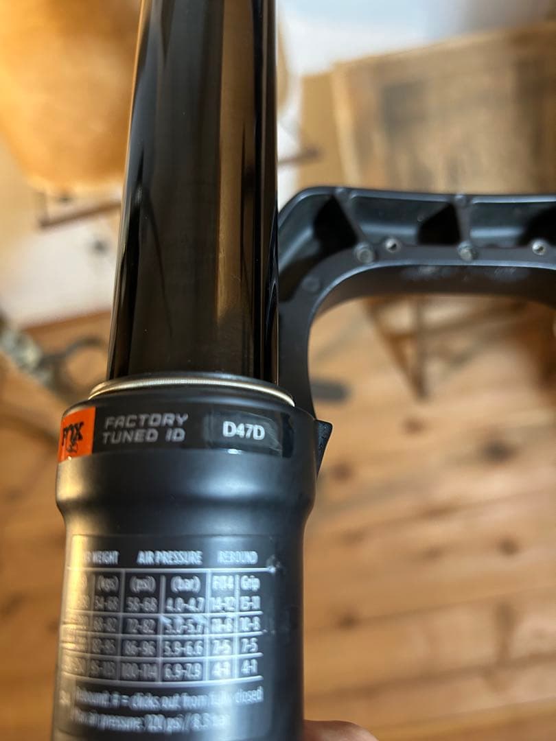 FOX 34 Rhythm サスペンションフォーク