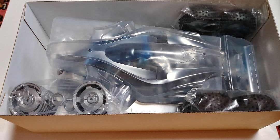 【新品未組立】タミヤ1/10 電動RC組立キット エアロ アバンテDF-02