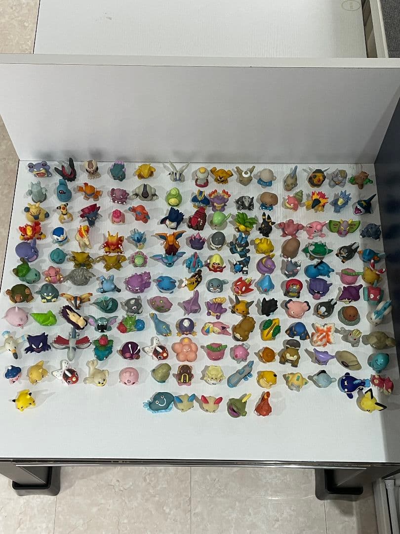 ポケモン指人形 まとめ売り 147体 （クリア5体入り）