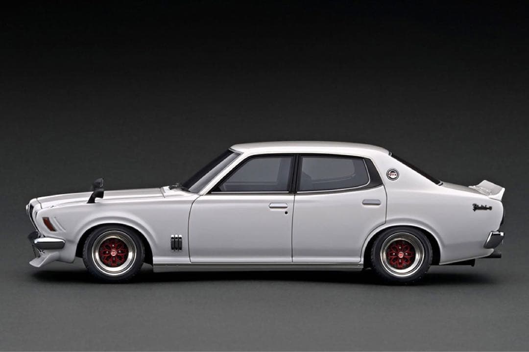 【限定80台】1/18 Nissan Bluebird U 2000GTX