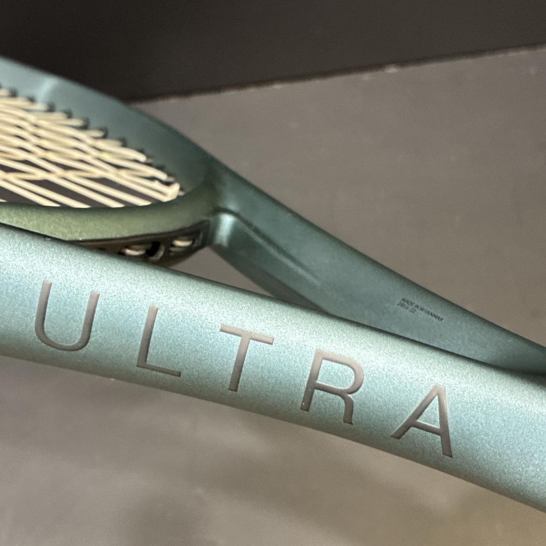 Wilson ULTRA V4 25 ウィルソン　硬式テニスラケット　ジュニア用