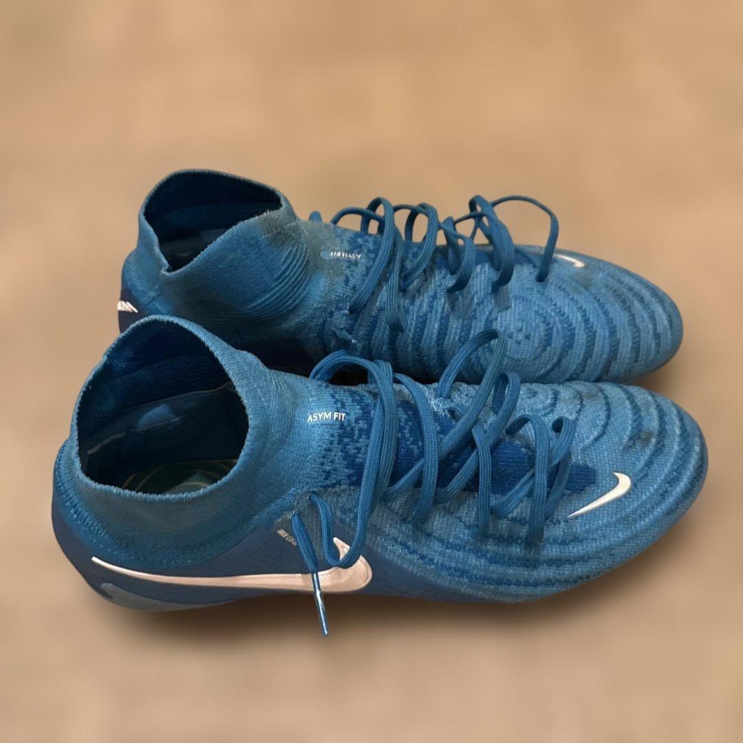 ナイキサッカースパイクファントムag シューズ袋付き