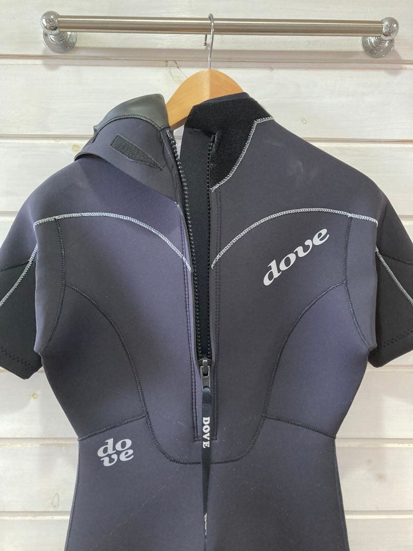 dove シーガルウェットスーツ 黒