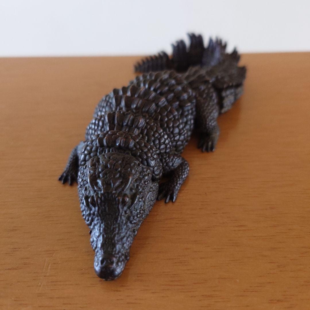 銅製　鰐　自在　在銘　置物