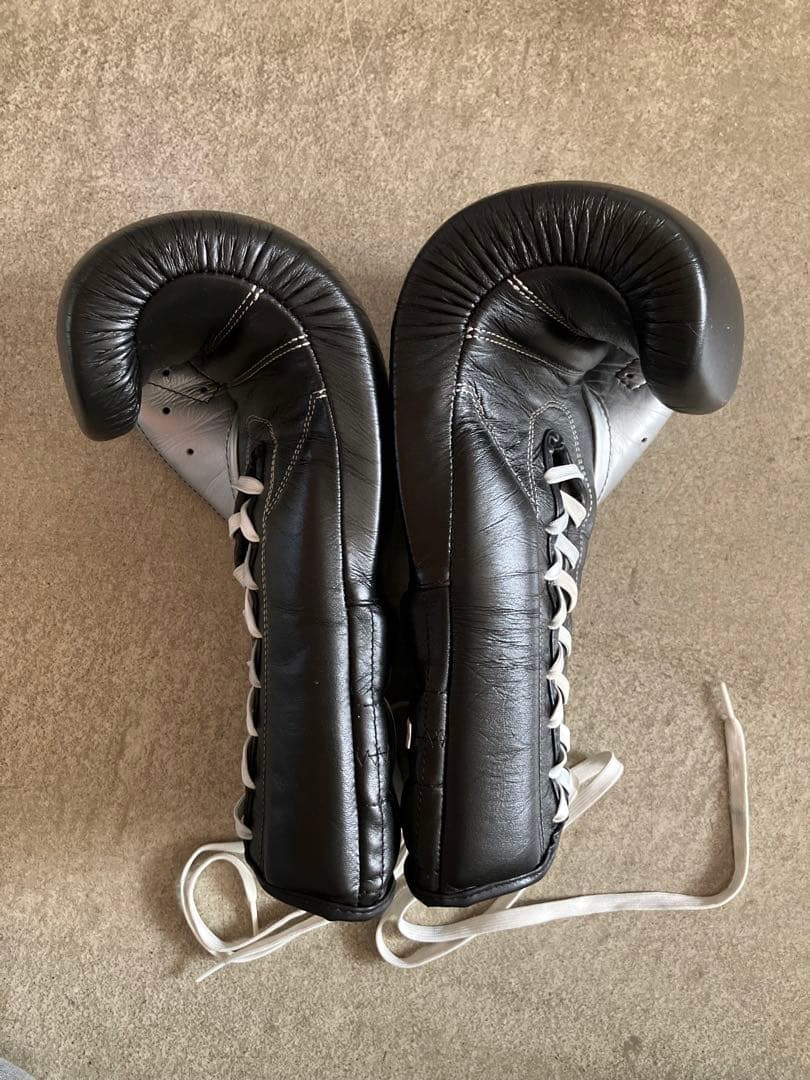 CLETO REYES レイジェス ブラック 16オンス スパーリング