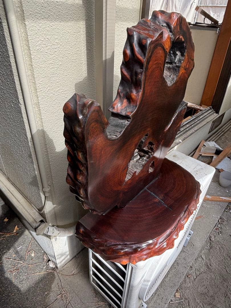 アート家具 自然形状の木製彫刻