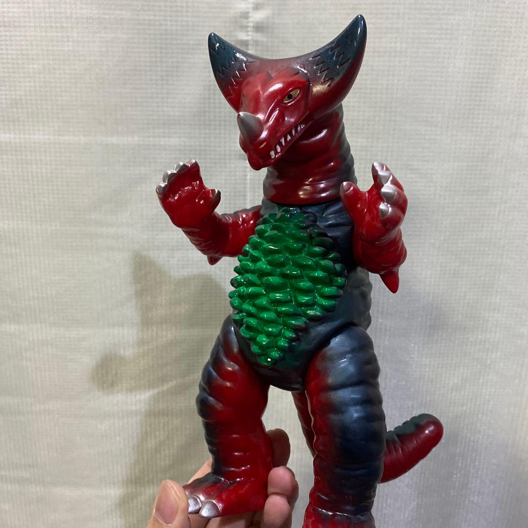 マーミット　ゴモラ