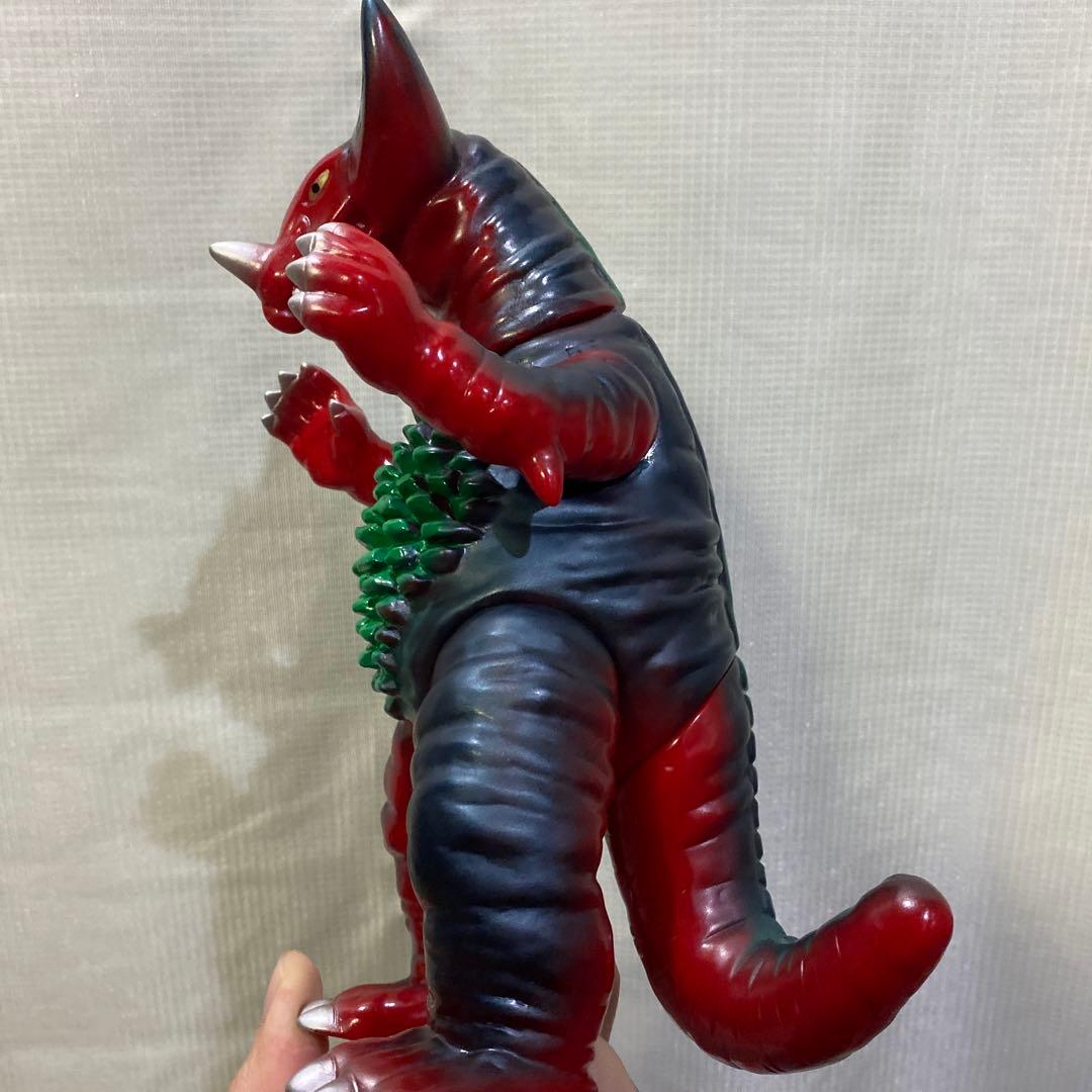 マーミット　ゴモラ