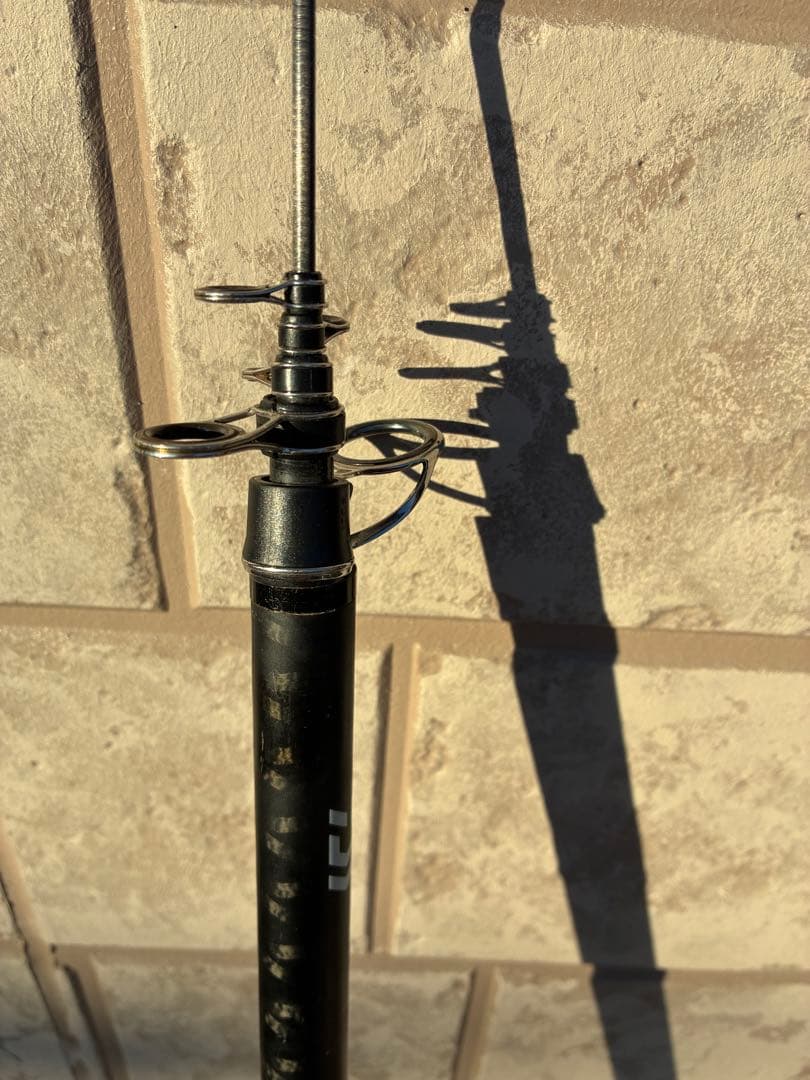 MADDRAGON T-360 鯉竿 360cm ブラック