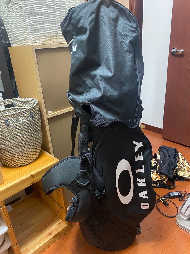 大*亘様 【新品未使用】OAKLEY フード付きキャディバッグ