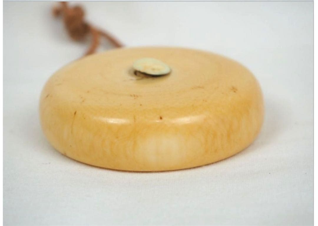 送料無料　江戸時代　饅頭　根付　提げ物　38ｇ