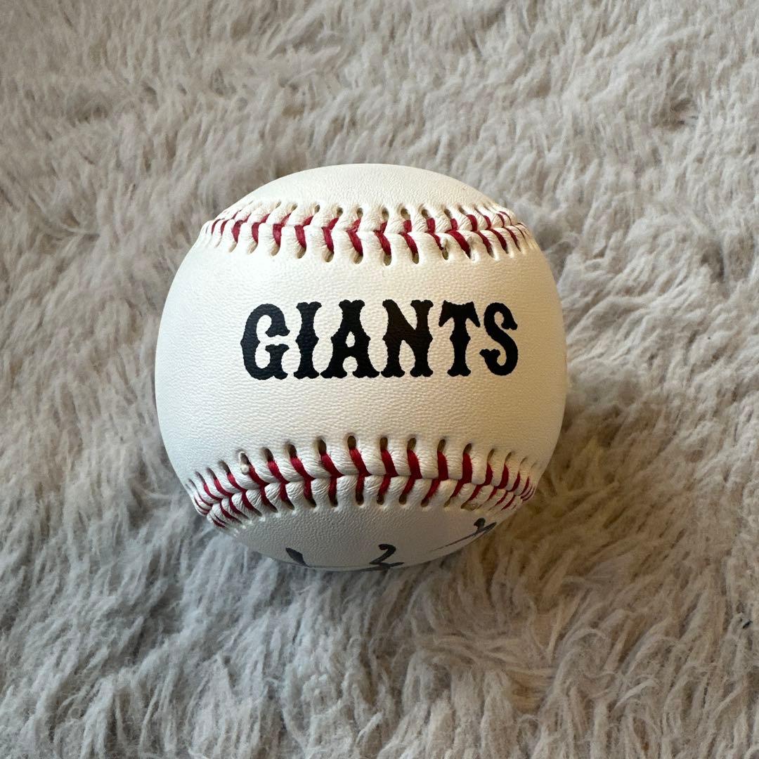 GIANTS 岡本和真選手投げ込み直筆サインボール