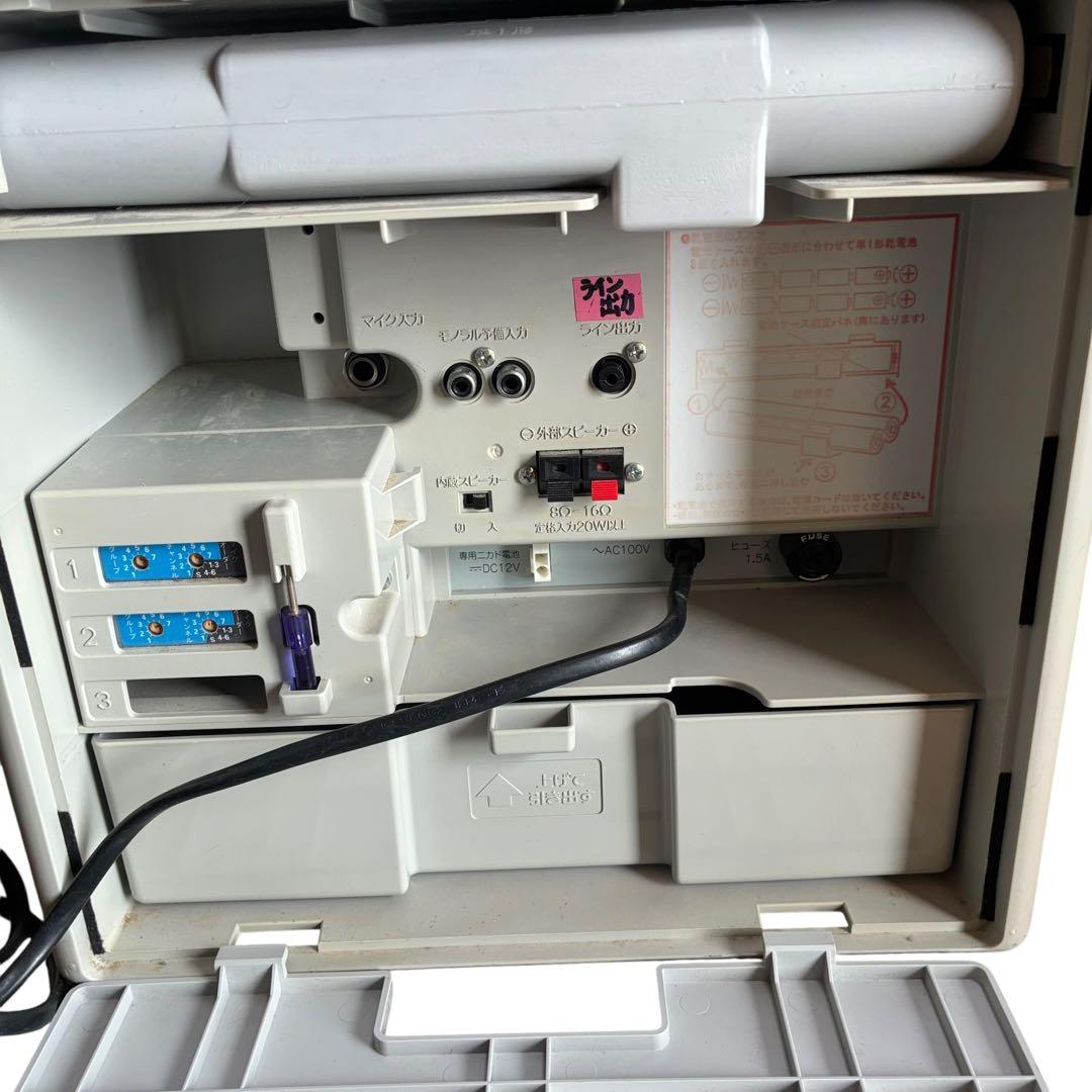 UNI-PEX ユニペックス　ワイヤレスアンプ　WA-862CDA マイク２本付