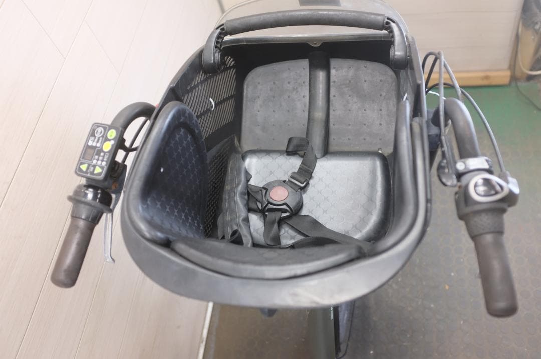 電動自転車ヤマハPAS　KISS20インチ　3段　8.7Ah（4点灯）充電器あり