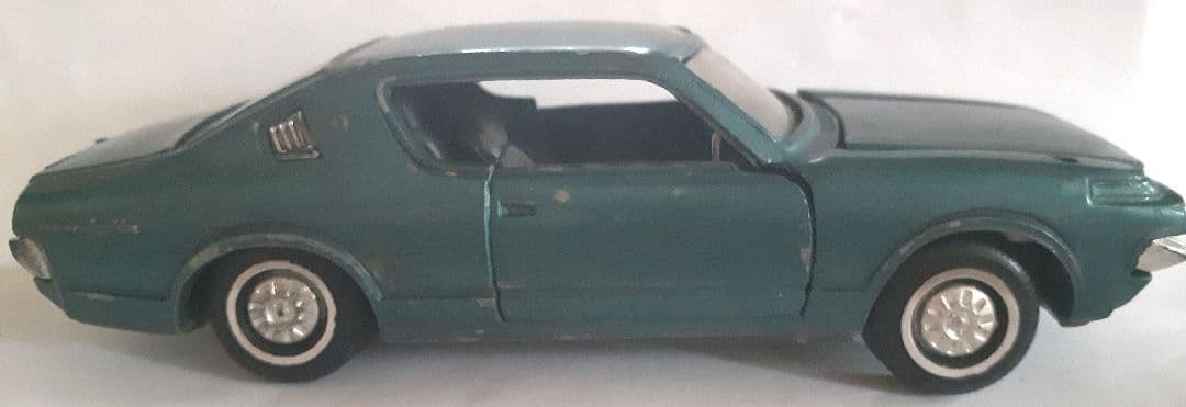 クラウン ハードトップ スーパーサルーン　ダイヤペット 1/30 トヨタ