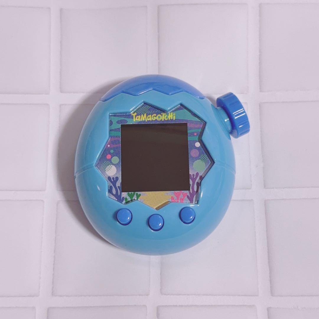 たまごっちパラダイス ブルーウォーター ケース付き