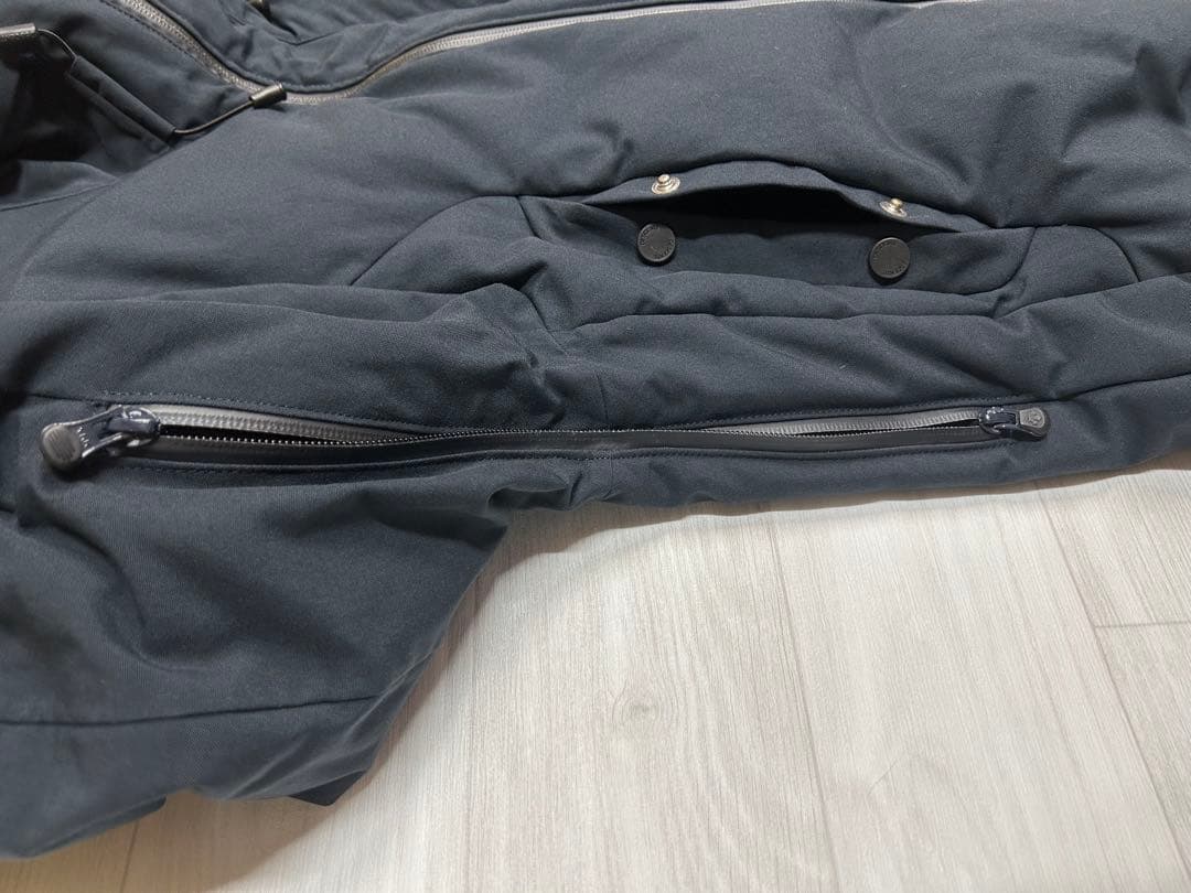 DESCENTE 水沢ダウン エンデュランス 6940