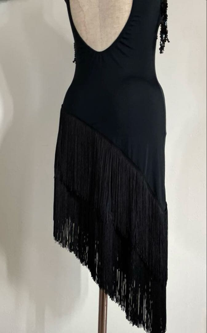 ❤︎ラテン【社交ダンス用ドレス】黒❤︎フリンジ付きホルターネック
